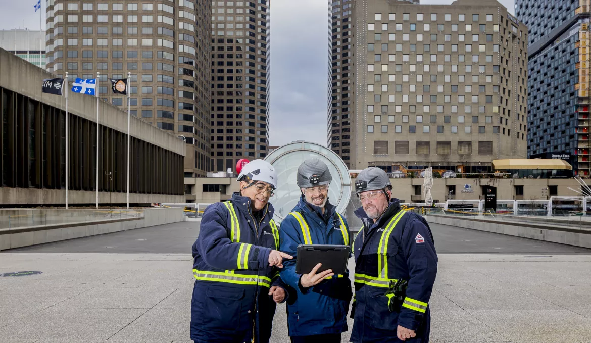 Group of Equans technician working outside Place des Arts