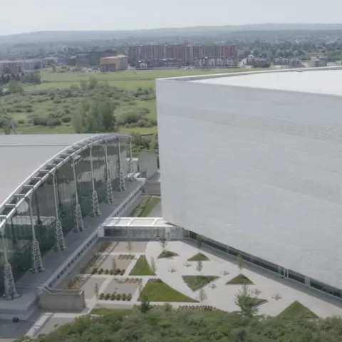 Illustration of Un contrat de 33 ans pour la Bibliothèque et Archives Canada
